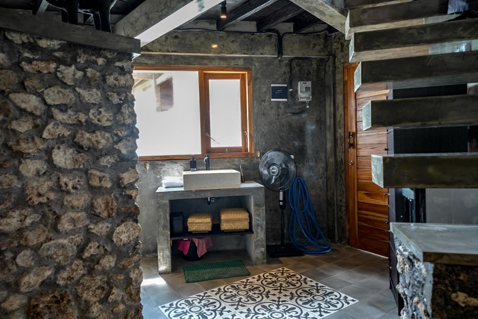 Archie Home Uluwatu Buitenkant foto